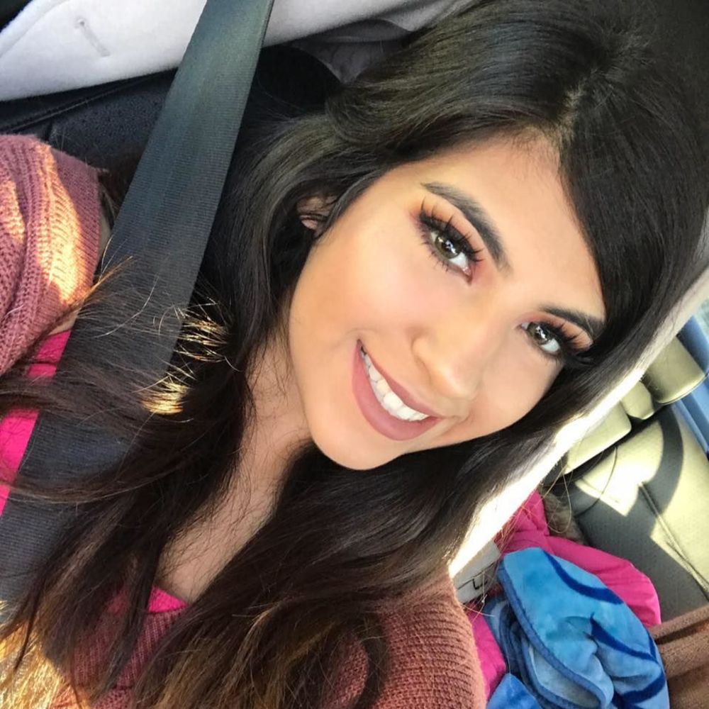 Meet your Posher, Chelsie